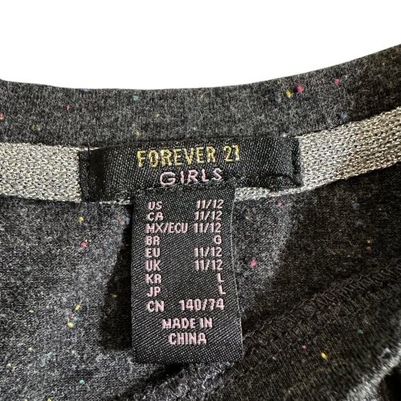 Forever 21 Girls Sequin Short Sleeve T Shirt Ruffle Hem Spotted Gray Size 11/12 - Picture 5 of 7